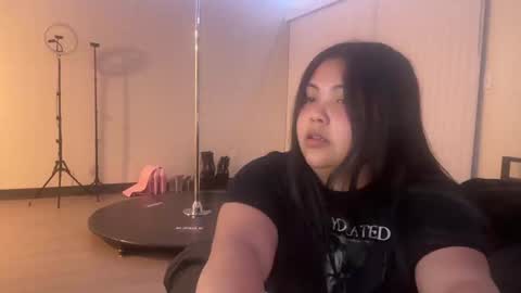 Snapshot of khmerdoll chatting on 01.08.25 Khmer Doll online show from 01.08.25