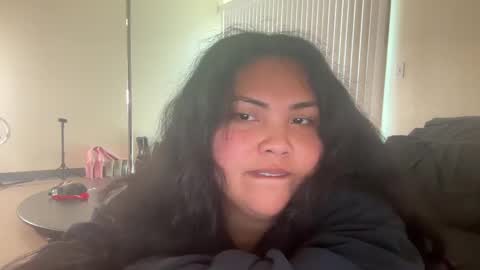 Snapshot of khmerdoll chatting on 03.04.25 Khmer Doll online show from 03.04.25