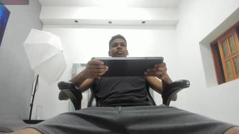 Snapshot of khris__evans chatting on 05.11.26 Kris Evans online show from 05.11.26