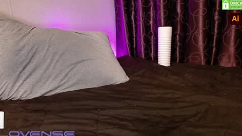 Hey Im Ivan everyday online 9am to 6pm 6 GMT Help me Reach K FollowerslPut your finger up  online show from 01.06.25