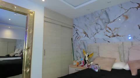    N         M online show from 01.12.26