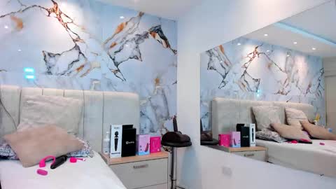    N         M online show from 02.04.26