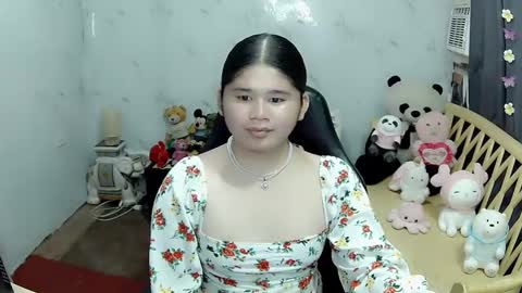 Snapshot of kianna_schmitz chatting on 01.24.25 Your SweetGirl Ts online show from 01.24.25