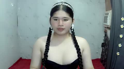 Snapshot of kianna_schmitz chatting on 02.05.25 Your SweetGirl Ts online show from 02.05.25