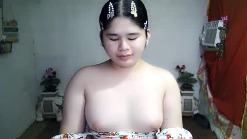 Snapshot of kianna_schmitz chatting on 09.30.25 Your SweetGirl Ts online show from 09.30.25
