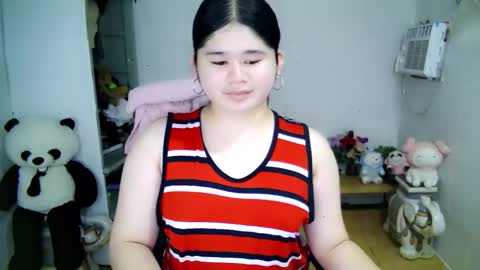Snapshot of kianna_schmitz chatting on 10.24.25 Your SweetGirl Ts online show from 10.24.25