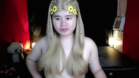 Snapshot of kianna_schmitz chatting on 04.22.26 Your SweetGirl Ts online show from 04.22.26