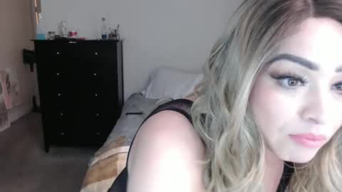 kiannaluv online show from 12.31.24