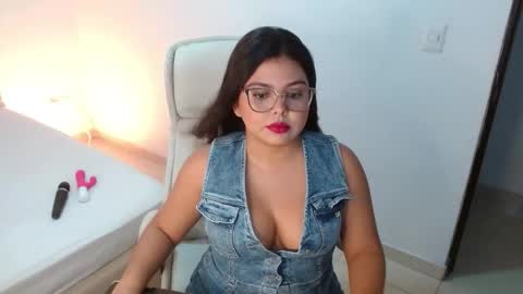 Kiara Evans online show from 01.07.26