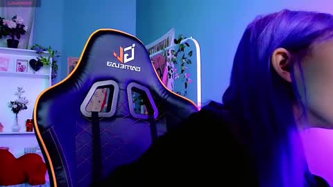 Kira online show from 11.13.25