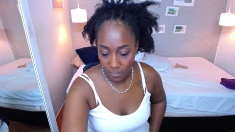 Snapshot of kiara_evanss chatting on 12.24.24 Kiara online show from 12.24.24