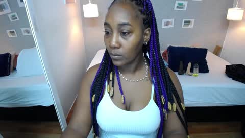 Snapshot of kiara_evanss chatting on 01.05.25 Kiara online show from 01.05.25