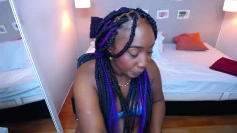 Snapshot of kiara_evanss chatting on 01.22.25 Kiara online show from 01.22.25