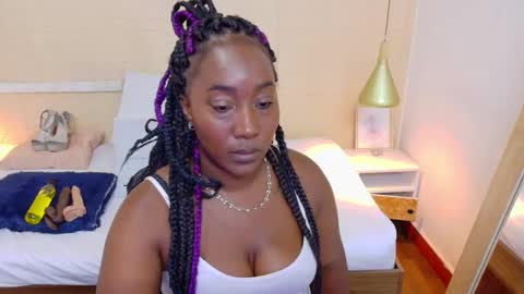 Snapshot of kiara_evanss chatting on 03.11.25 Kiara online show from 03.11.25