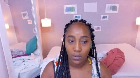 Snapshot of kiara_evanss chatting on 09.20.25 Kiara online show from 09.20.25
