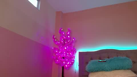 Snapshot of kiarabenedetti_ chatting on 11.29.25 Kiara Benedetti online show from 11.29.25