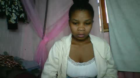Snapshot of kiarah_69 chatting on 05.14.26 kiarah 69 online show from 05.14.26