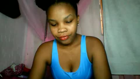 Snapshot of kiarah_69 chatting on 05.20.26 kiarah 69 online show from 05.20.26