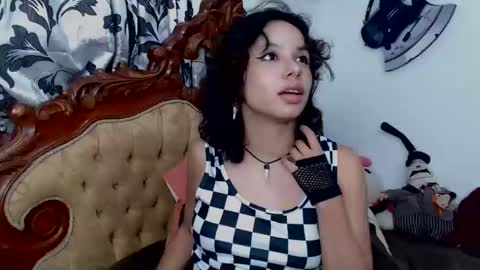 Snapshot of kiaralenon chatting on 03.03.25 kiaralenon online show from 03.03.25