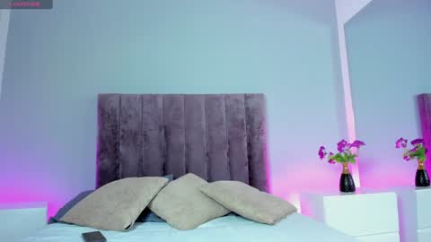 Snapshot of kiarasimons_ chatting on 12.30.24 Sara Palacios online show from 12.30.24