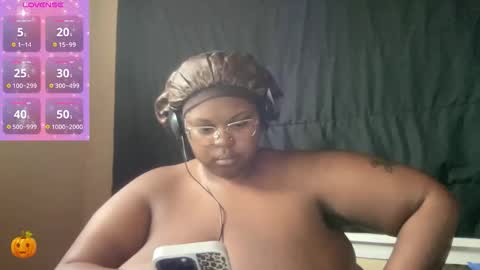 Snapshot of kiarasugars chatting on 11.06.25 KiaraSugars online show from 11.06.25