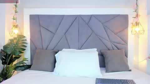 kiarha  online show from 10.22.25