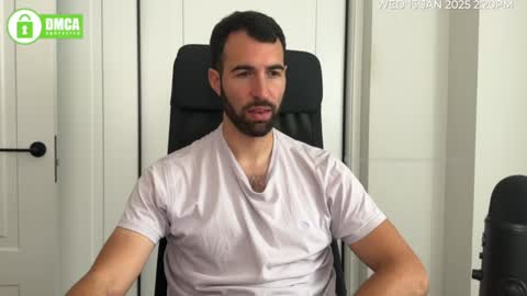 Snapshot of kiatog5 chatting on 01.15.25 Manu online show from 01.15.25