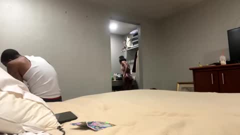 HunneysPlayRoom online show from 02.17.25