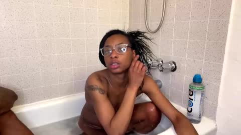 HunneysPlayRoom online show from 02.22.26