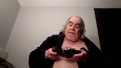 Snapshot of kickinme chatting on 03.08.25 KICKINME online show from 03.08.25