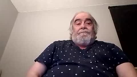 Snapshot of kickinme chatting on 11.03.25 KICKINME online show from 11.03.25