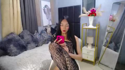 Snapshot of kieramoore chatting on 10.23.25 kieramoore online show from 10.23.25
