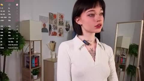 Vanessa online show from 11.20.25