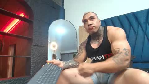 Snapshot of kiing_magic chatting on 02.19.26 kiing magic online show from 02.19.26