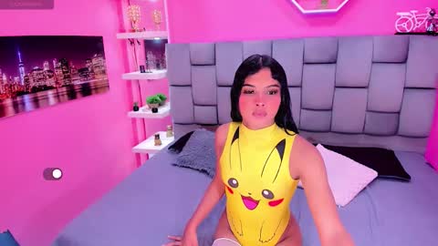 kiishanny online show from 10.24.25