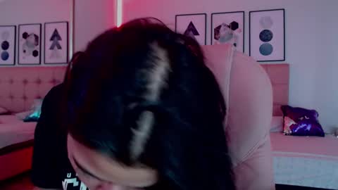 Snapshot of kiki_cams chatting on 01.16.26 kIKI online show from 01.16.26