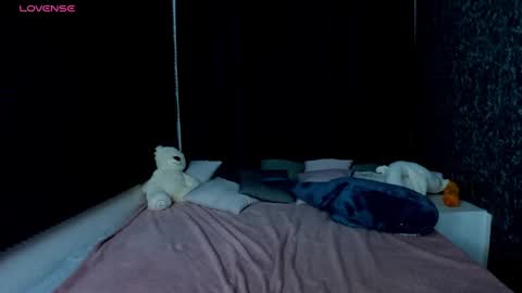 Kiki online show from 01.12.25