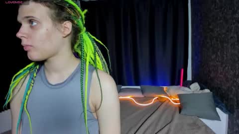 Kiki online show from 10.14.25