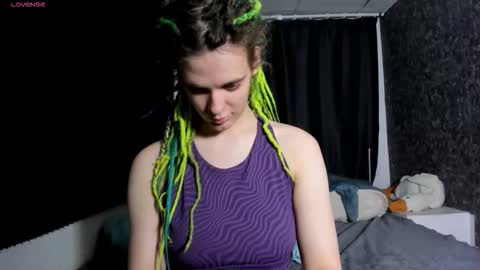 Kiki online show from 12.03.25