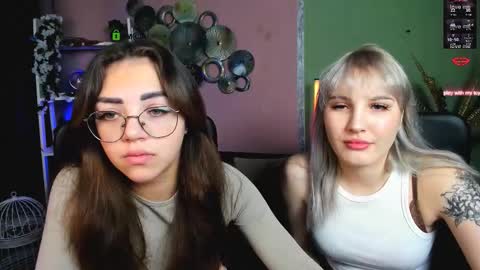 kiki_swan online show from 12.04.25