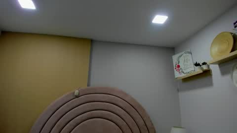 Snapshot of kikiisweet chatting on 01.06.26 KI KI online show from 01.06.26