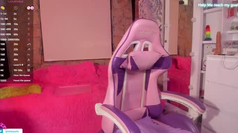 kiki online show from 12.18.24