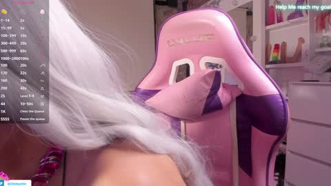 kiki online show from 01.08.25