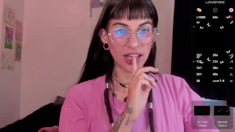 Snapshot of kila_moonlight444 chatting on 03.31.26 Bella online show from 03.31.26