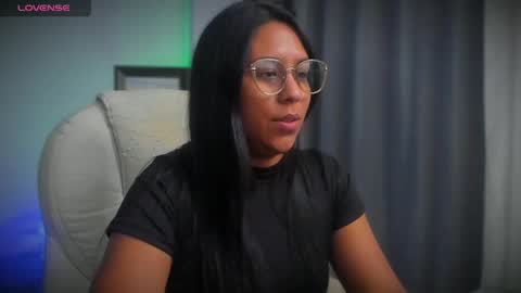 Alejandra  online show from 02.15.25