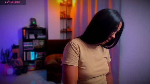 Alejandra  online show from 03.06.25