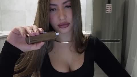 EvaAnna online show from 01.18.26