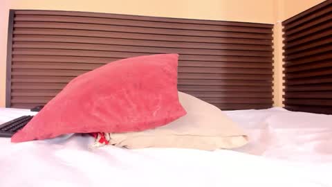 Snapshot of kim_baker1 chatting on 01.08.26 kim online show from 01.08.26