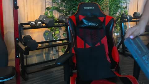 Kim online show from 12.21.24