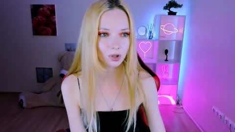 kim_boyd online show from 02.19.25